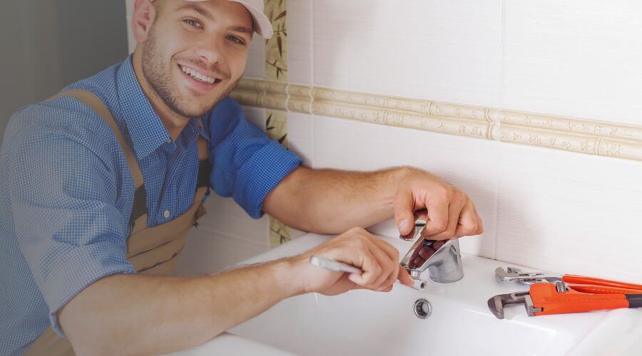 Kitchen Faucet Repair Service in Gladbrook, IA
